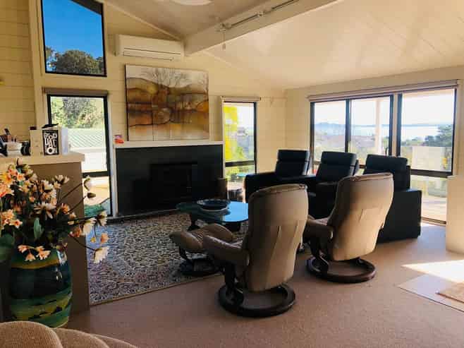 Auckland - Address withheld