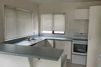 104 Cortina Avenue, Johnsonville