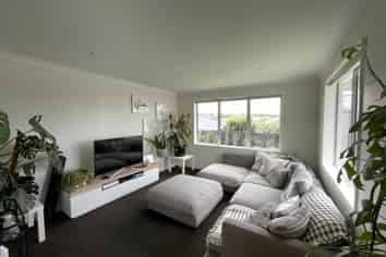 143 Seventh View Avenue, Beachlands