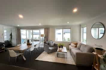 143 Seventh View Avenue, Beachlands