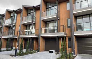 35 Amber Court, Stonefields