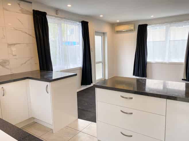 8/21 Olliviers Road, Phillipstown