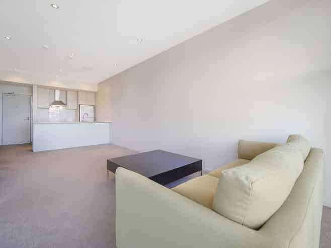 402/40 Library Lane, Albany