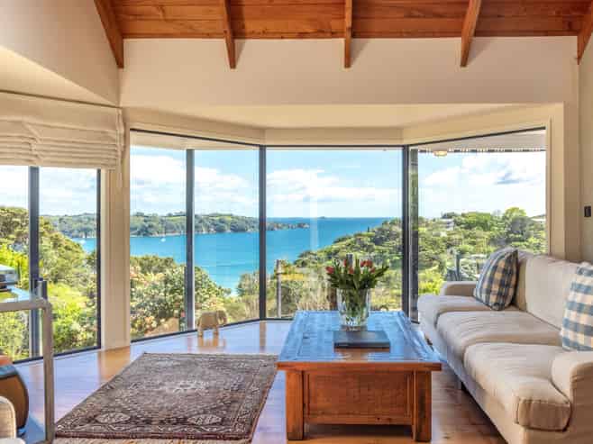 14 Tawa Street, Oneroa