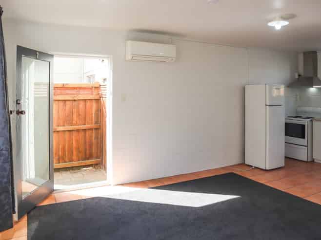 7/21 Olliviers Road, Phillipstown