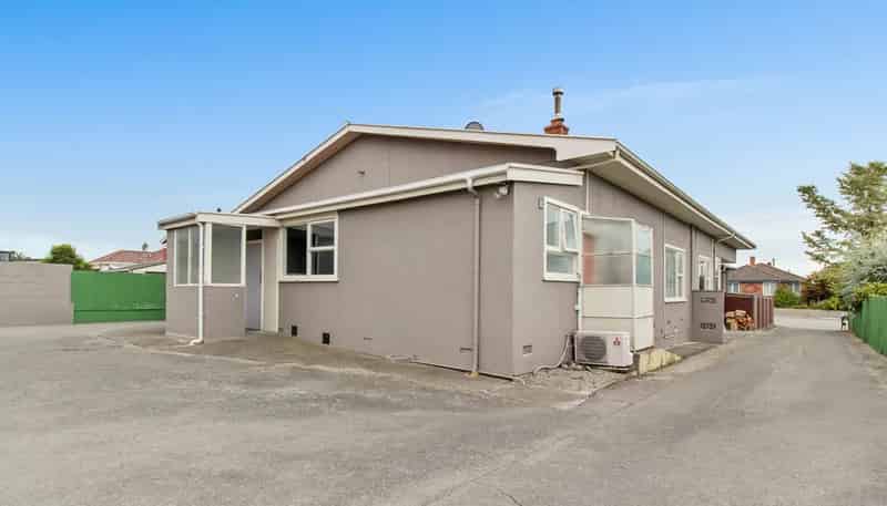 2/122 North Street, Seaview