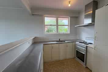 27 Maioro Street, New Windsor