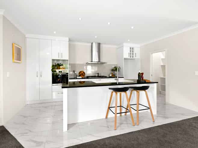 1 Helenslee Court, Flagstaff