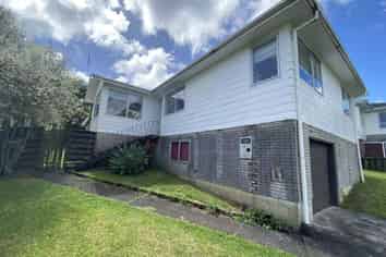 100 The Avenue, Lynfield