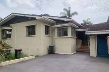 15 Glenfell Place, Epsom