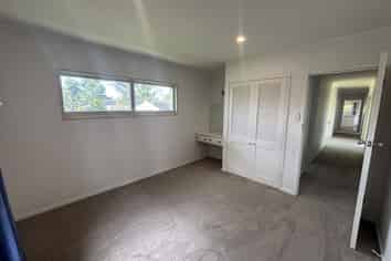 63 Bramley Drive, Farm Cove