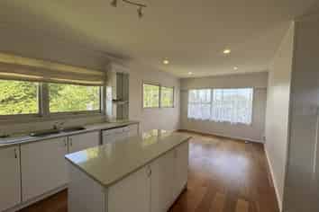 63 Bramley Drive, Farm Cove