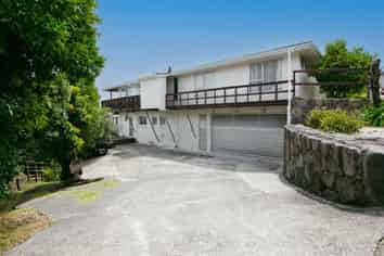 105 Marie Place, Thames