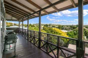 105 Marie Place, Thames