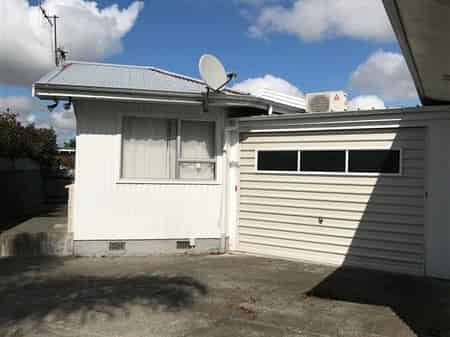 a/27 Trevalyan Street, Onekawa