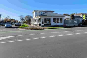 2 Smith Street, Woolston