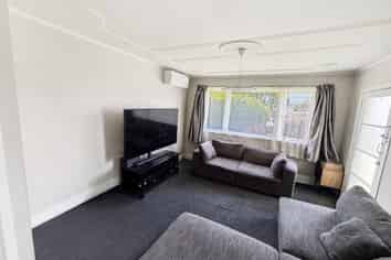 2 Vine Street, Mangere East