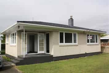2 Vine Street, Mangere East
