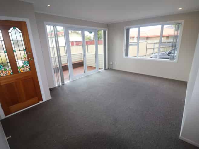 81 Sturges Road, Henderson