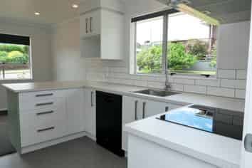 1/50 Queens Rd, Waikanae Beach