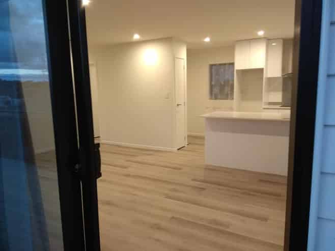 90A Whangaparaoa Road, Red Beach