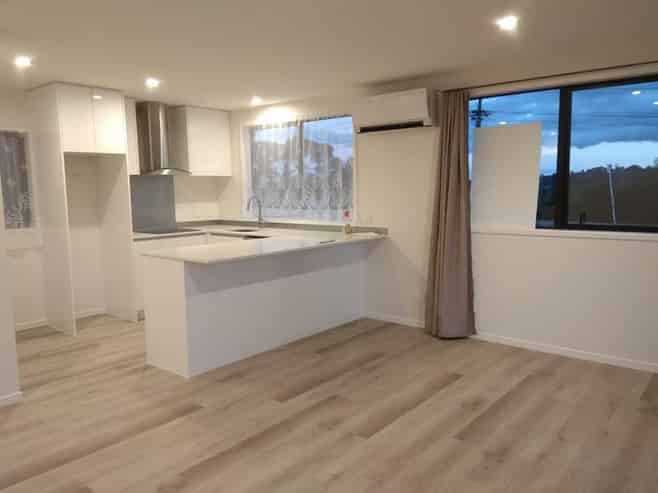 90A Whangaparaoa Road, Red Beach