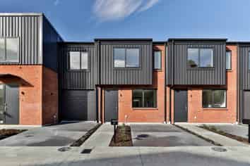 63 Mangahoe Rd, Mount Wellington