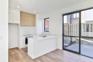 63 Mangahoe Rd, Mount Wellington