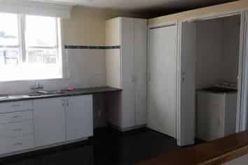 18 Sulphur Beach Road, Northcote Point