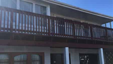 18 Sulphur Beach Road, Northcote Point