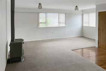 18 Chester Street, Levin