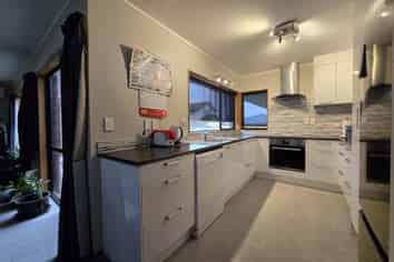 9 Pukeko Place, Papatoetoe