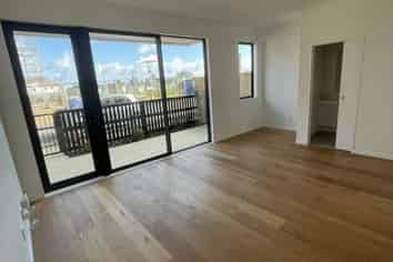 Auckland - Address withheld