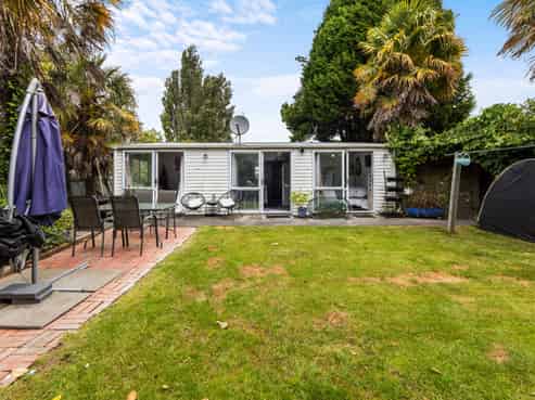 12 Denvir Street, Strowan