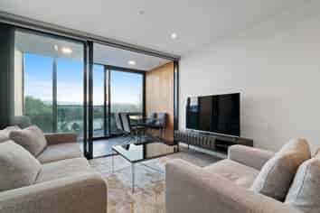 301/1 Buscomb avenue, Henderson