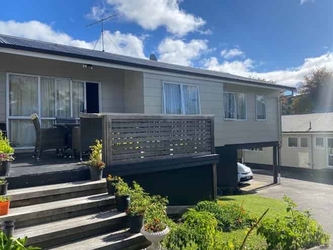 92A Clarence Street, Hamilton Lake