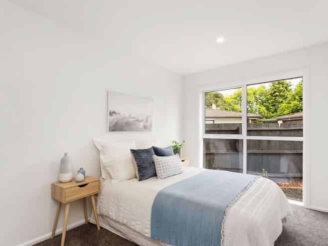 27  Horseshoe Lake Road , Shirley