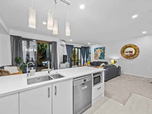 3/270 Sunset Road, Windsor Park