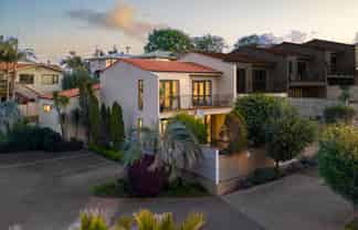 3/270 Sunset Road, Windsor Park