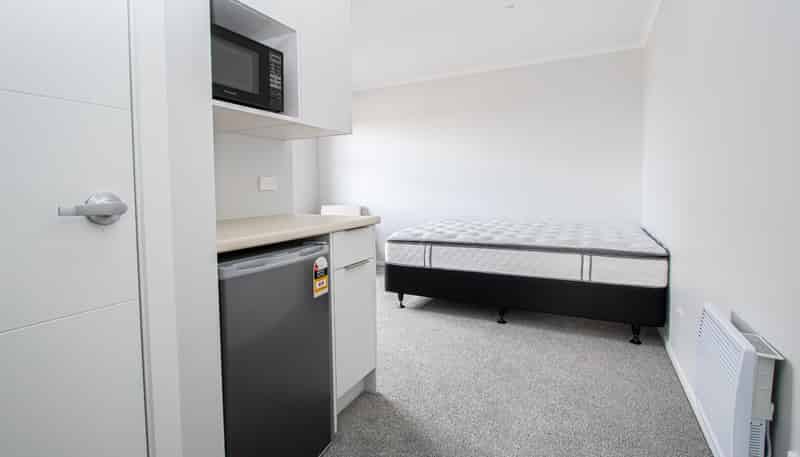 D/1/20 Jones Crescent, Melville