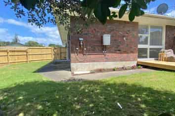 2/21 Alcock Street, Mount Wellington