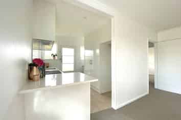 2/21 Alcock Street, Mount Wellington