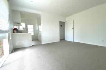 2/21 Alcock Street, Mount Wellington