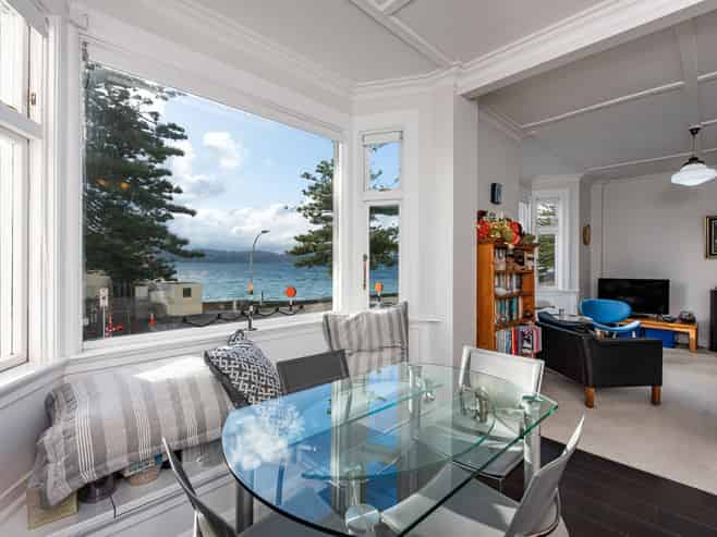 2/246 Oriental Parade, Oriental Bay