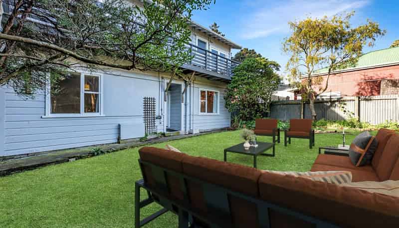 b/146 Russell Tce, Berhampore