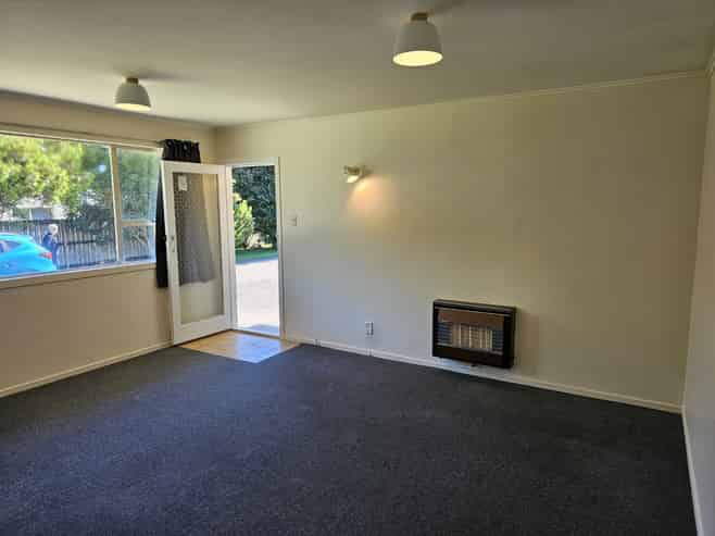 38B Splitt Avenue, Glenview