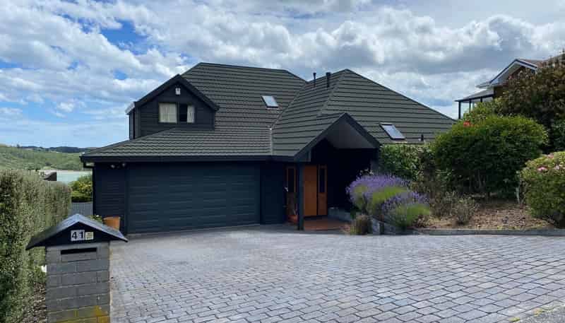 41 Halladale Rd, Papakowhai