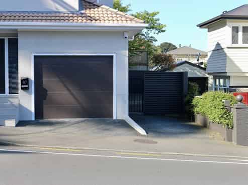 87 Grant Road, Thorndon