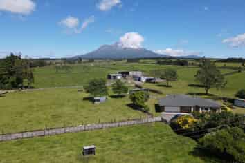 492 Pembroke Road west, Stratford