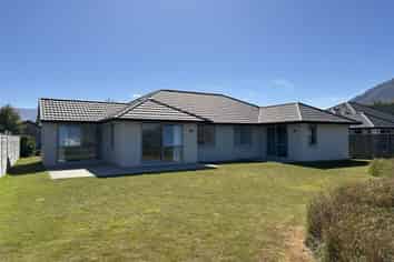 13 Marston Road, Lower Shotover